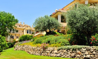 Eerstelijn golf ruim luxe appartement te koop in Nueva Andalucia - Marbella 2877 