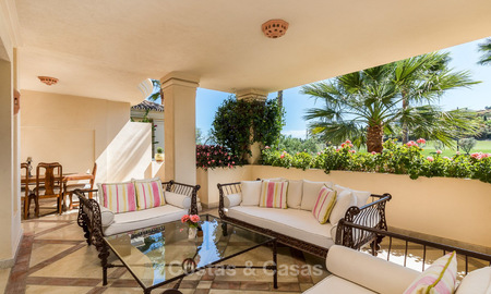 Eerstelijn golf ruim luxe appartement te koop in Nueva Andalucia - Marbella 4080