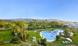 Eerstelijn golf modern, ruim, luxe penthouse te koop in Nueva Andalucia - Marbella 2544 