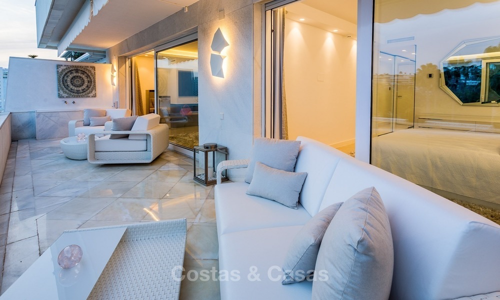 Eerstelijn golf modern, ruim, luxe penthouse te koop in Nueva Andalucia - Marbella 2567