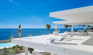 Exclusieve, Nieuwe, Moderne eerstelijns strand Appartementen te koop, Marbella - Estepona. Herverkopen beschikbaar. 3034 