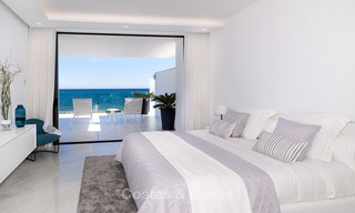 Exclusieve, Nieuwe, Moderne eerstelijns strand Appartementen te koop, Marbella - Estepona. Herverkopen beschikbaar. 3017 