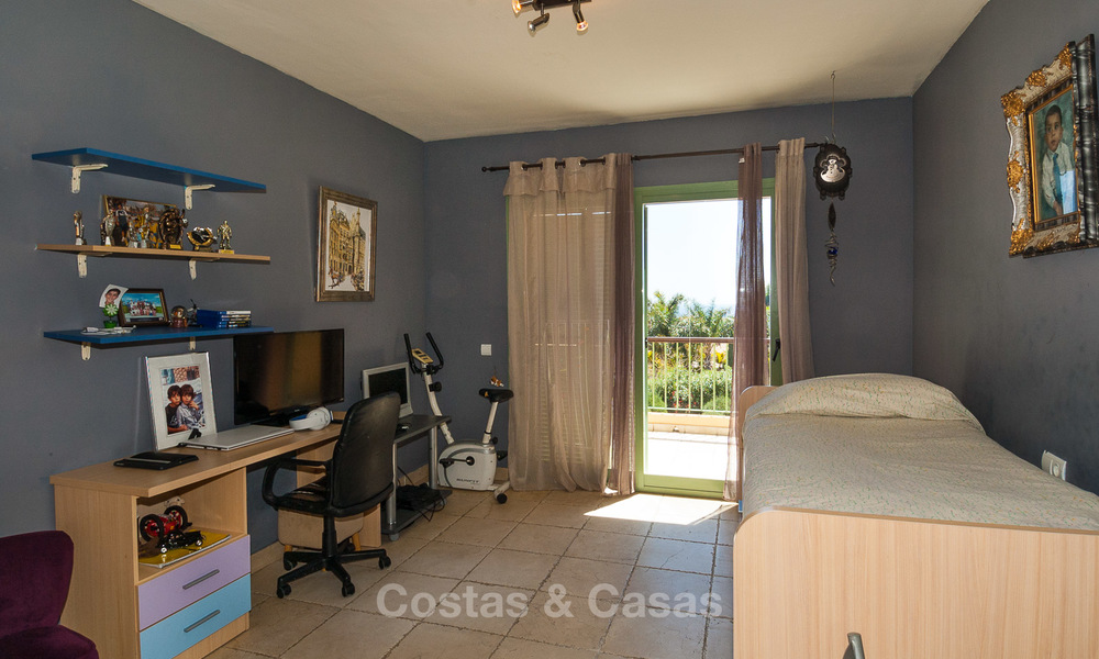 Luxe Penthouse appartement te koop in een vijfsterren golfresort op de New Golden Mile in Benahavis - Marbella 3055