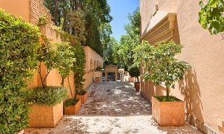 Kwaliteits Villa te koop, gebouwd in Klassieke stijl, gelegen aan de Golden Mile, Marbella. Verlaagd in prijs! 3137 