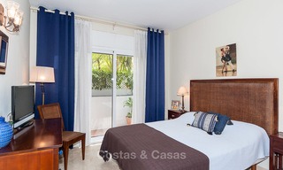 Knus, comfortabel appartement te koop in Costalita, aan de strandzijde van de New Golden Mile, tussen Marbella en Estepona 3199 