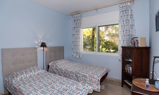 Knus, comfortabel appartement te koop in Costalita, aan de strandzijde van de New Golden Mile, tussen Marbella en Estepona 3202 