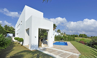 Moderne Villa´s te koop, Frontline golf met zeezicht, Marbella - Benahavis 30446 