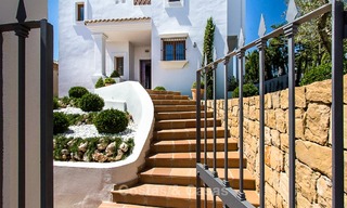 Instapklare nieuwe luxe villa te koop, eerstelijn golf in een gated golfresort, New Golden Mile, Marbella - Estepona 3530 