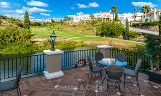 Instapklare nieuwe luxe villa te koop, eerstelijn golf in een gated golfresort, New Golden Mile, Marbella - Estepona 3543 