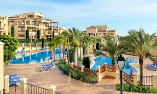 Luxe appartement te koop in een eerstelijn golf resort in Marbella - Estepona 3651 