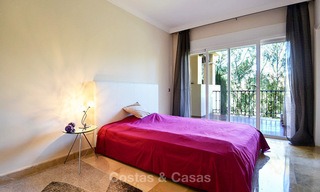 Luxe appartement te koop in een eerstelijn golf resort in Marbella - Estepona 3643 
