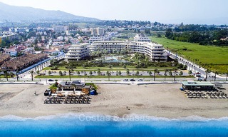 Nieuwe moderne eerstelijns strand appartementen te koop in Torremolinos, Costa del Sol. Opgeleverd. Laatste units. 3723 