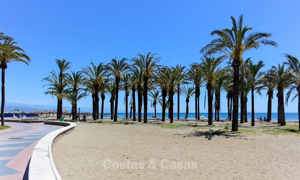 Nieuwe moderne eerstelijns strand appartementen te koop in Torremolinos, Costa del Sol. Opgeleverd. Laatste unit. 4194