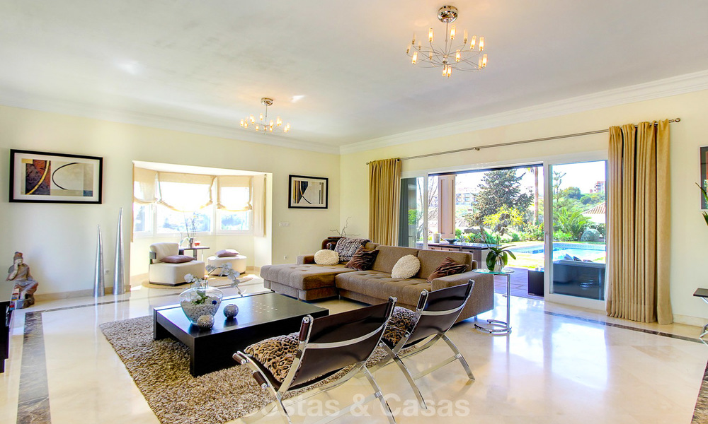 Spectaculaire, modern-Andalusische stijl luxe villa te koop, New Golden Mile, Benahavis - Marbella 3935