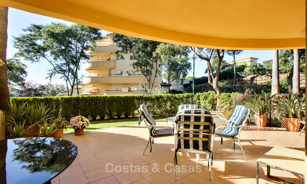 Charmant, ruim, op het Zuiden gericht luxe appartement te koop in een begeerde golf-urbanisatie, Elviria - Marbella 4101