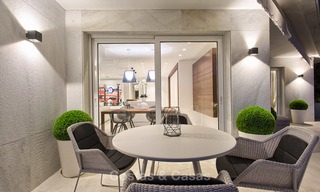 Eerstelijn golf ruim gemoderniseerd luxe penthouse te koop in Nueva Andalucia - Marbella 4007 