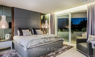 Eerstelijn golf ruim gemoderniseerd luxe penthouse te koop in Nueva Andalucia - Marbella 4022 