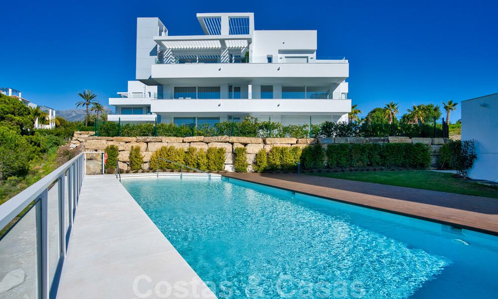 Nieuwe exclusieve appartementen te koop in een luxueus golf resort in Benahavis - Marbella. Instapklaar. Laatste unit - Penthouse! 33230