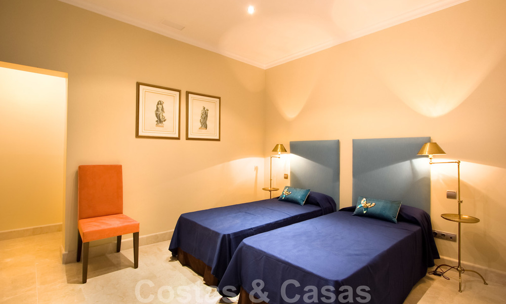 Exclusieve villa te koop, met zeezicht, in een gated resort in Marbella - Benahavis 22372