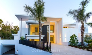 Ruime moderne luxe villa te koop nabij het strand en golf in Marbella - Estepona 4271 