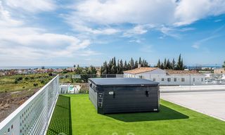 Prachtige modern-eigentijdse villa's te koop in een nieuw boetiekproject tussen Estepona en Marbella 19700 