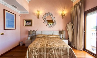 High-end klassieke stijl luxe villa met uitzicht op zee te koop op de Golden Mile, Marbella 4612 