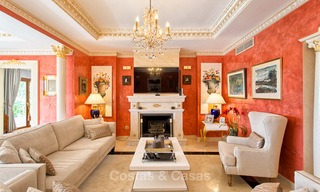 High-end klassieke stijl luxe villa met uitzicht op zee te koop op de Golden Mile, Marbella 4618 
