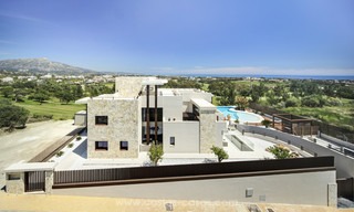 Spectaculaire moderne luxe villa met panoramisch zeezicht te koop, frontline golf, Benahavis - Marbella 4760 