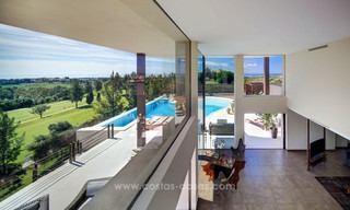 Spectaculaire moderne luxe villa met panoramisch zeezicht te koop, frontline golf, Benahavis - Marbella 4771 