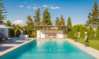 Gerenoveerde luxe villa in Andalusische stijl met zeezicht te koop, dichtbij strand, Elviria, Oost Marbella 4797 