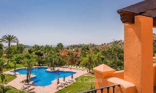 Stijlvol gerenoveerde schakelvilla´s te koop, Andalusische stijl, met uitzicht op zee, instapklaar, Benahavis, Marbella 6140 