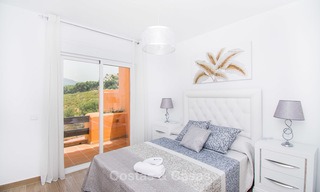 Stijlvol gerenoveerde schakelvilla´s te koop, Andalusische stijl, met uitzicht op zee, instapklaar, Benahavis, Marbella 5960 