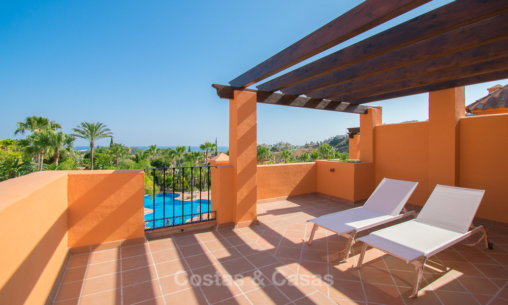 Stijlvol gerenoveerde schakelvilla´s te koop, Andalusische stijl, met uitzicht op zee, instapklaar, Benahavis, Marbella 5968