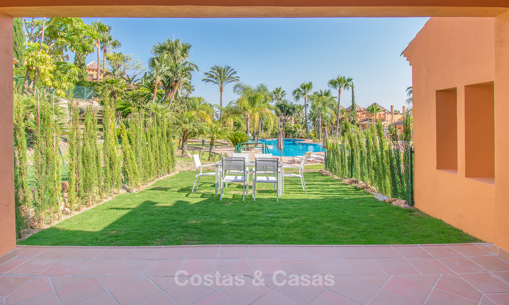 Stijlvol gerenoveerde schakelvilla´s te koop, Andalusische stijl, met uitzicht op zee, instapklaar, Benahavis, Marbella 5978