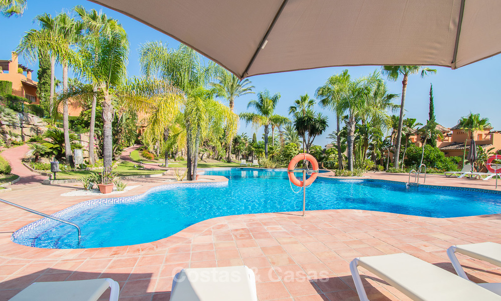 Stijlvol gerenoveerde schakelvilla´s te koop, Andalusische stijl, met uitzicht op zee, instapklaar, Benahavis, Marbella 5984