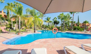 Stijlvol gerenoveerde schakelvilla´s te koop, Andalusische stijl, met uitzicht op zee, instapklaar, Benahavis, Marbella 5984 