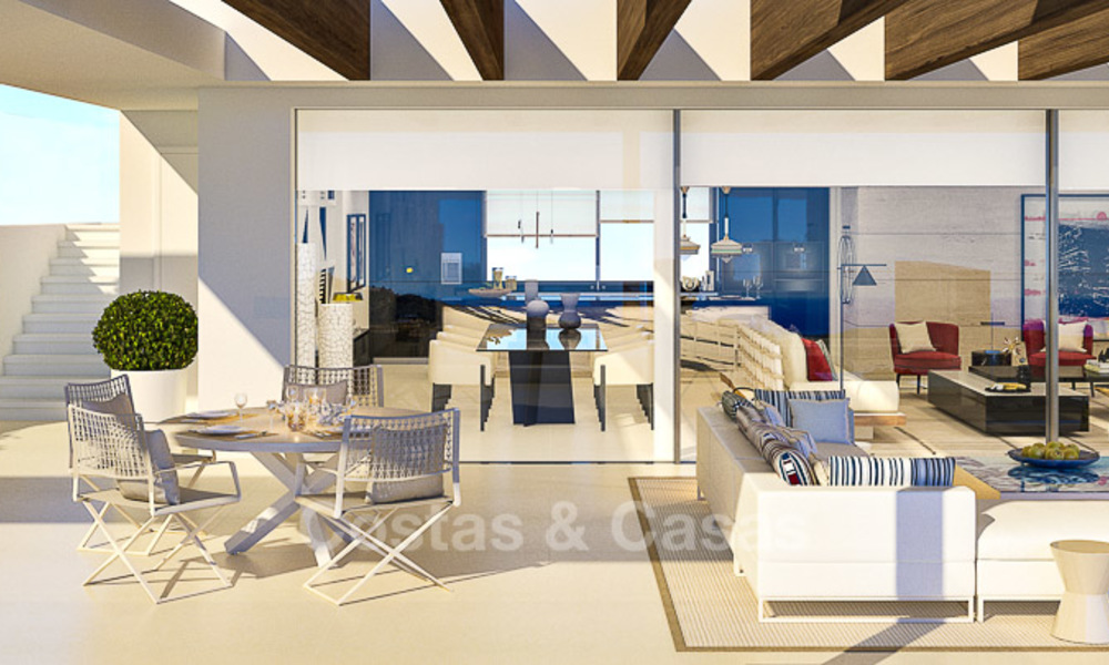 Modern-eigentijdse luxe appartementen met adembenemende zeezichten te koop, op korte rijafstand van het centrum van Marbella. Instapklaar. Laatste 3 penthouses. 4960