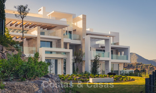 Modern-eigentijdse luxe appartementen met adembenemende zeezichten te koop, op korte rijafstand van het centrum van Marbella. 38312 