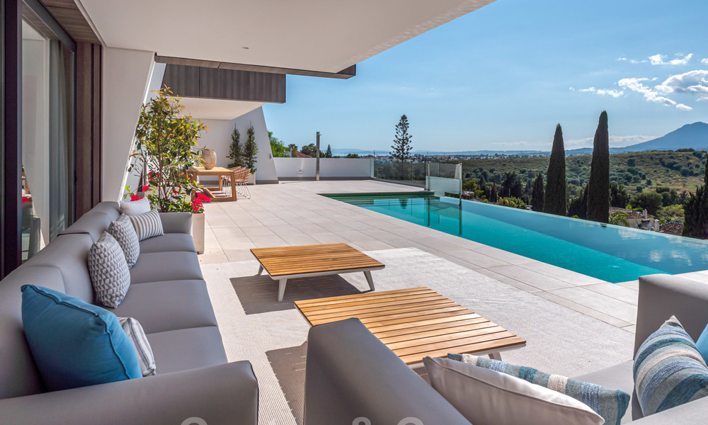 Exclusieve moderne luxe villa's te koop, New Golden Mile, tussen Marbella en Estepona 25342