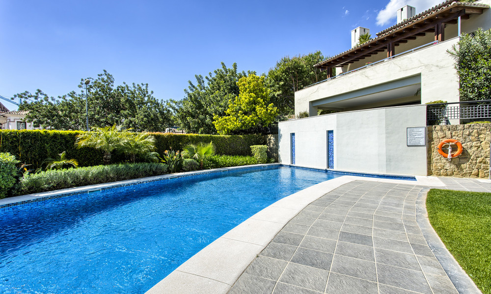 Ruim en elegant modern luxe appartement te koop, Golden Mile, Marbella 5233