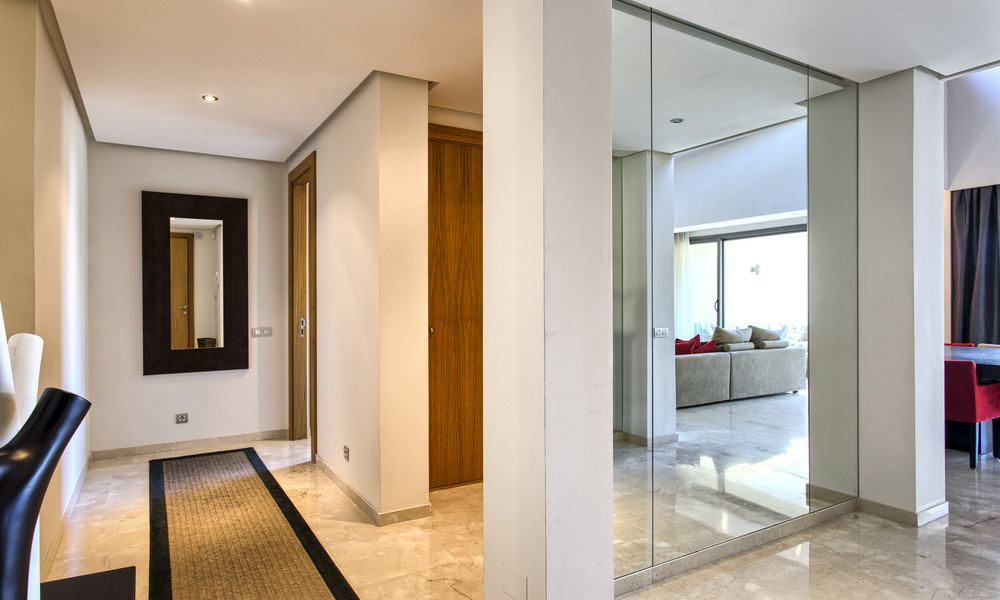 Ruim en elegant modern luxe appartement te koop, Golden Mile, Marbella 5236