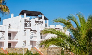 Gerenoveerde eerstelijns strand appartementen te koop, Instapklaar, Casares, Costa del Sol 5317 