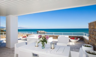 Gerenoveerde eerstelijns strand appartementen te koop, Instapklaar, Casares, Costa del Sol 5348 