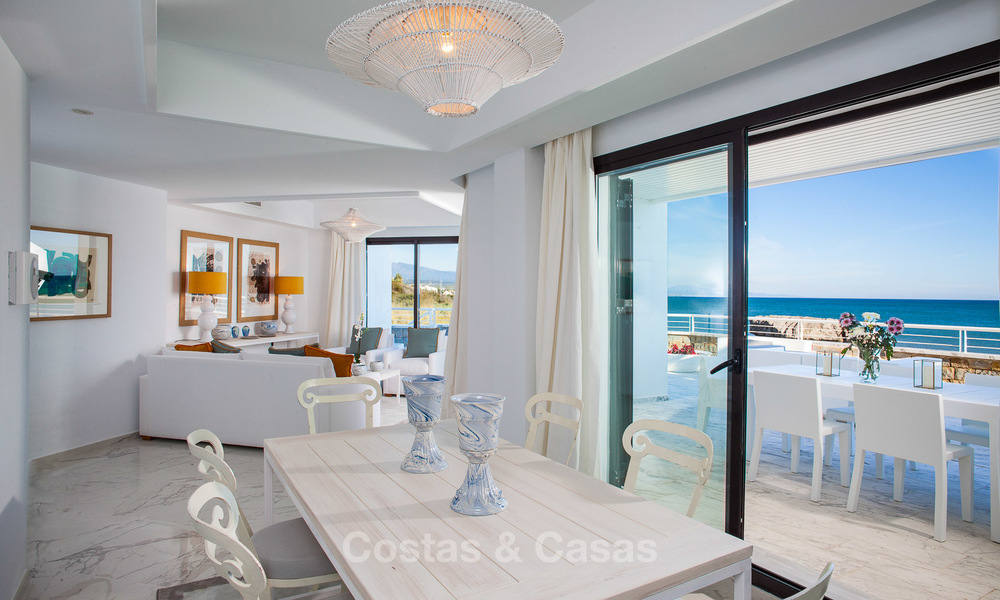 Gerenoveerde eerstelijns strand appartementen te koop, Instapklaar, Casares, Costa del Sol 5351