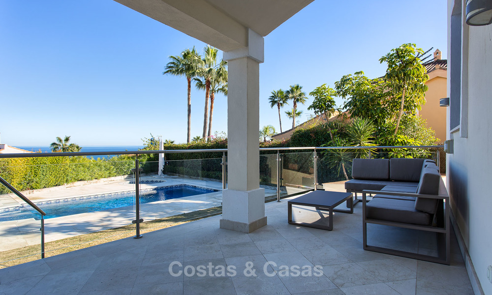 Ruime en aantrekkelijke gerenoveerde villa met zeezicht te koop, La Duquesa, Manilva, Costa del Sol 5561