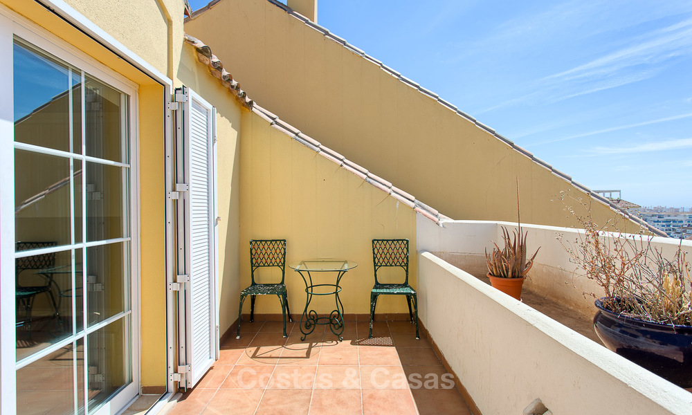 Zeer ruim en gezellig luxe penthouse appartement te koop, Estepona centrum 5648