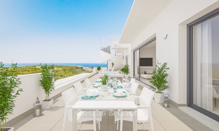 Nieuwe, avant-garde golf appartementen en schakelvilla’s te koop, adembenemend uitzicht op zee, Casares, Costa del Sol 5725 