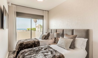 Eerstelijn strand villa te koop in Marbella met prachtig zeezicht 5752 