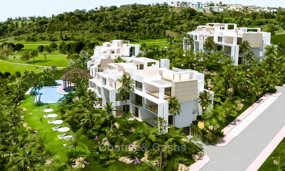 Nieuw, modern verhoogd tuinappartement met uitzicht op golf, bergen en zee, te koop in Benahavis - Marbella 5832