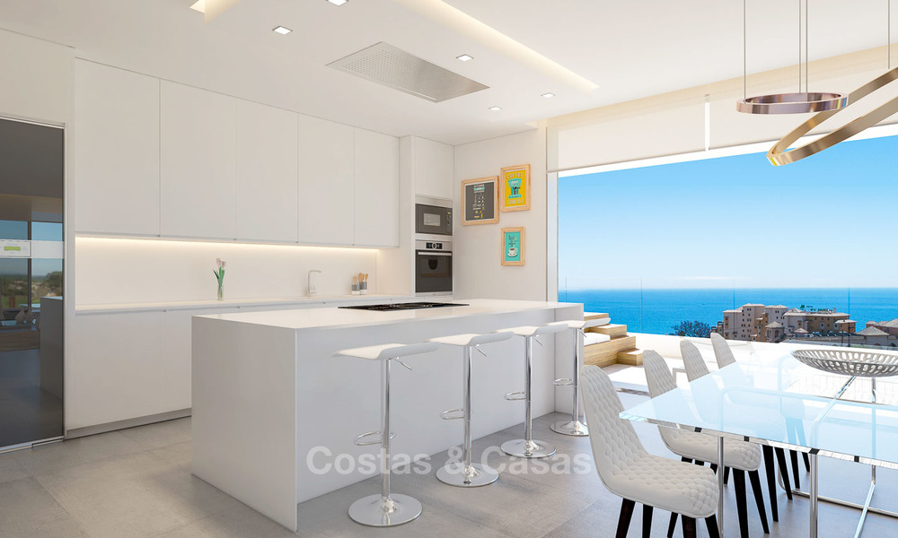 Zonnige en moderne luxe appartementen te koop, met onbelemmerd uitzicht op zee, Fuengirola, Costa del Sol 5837